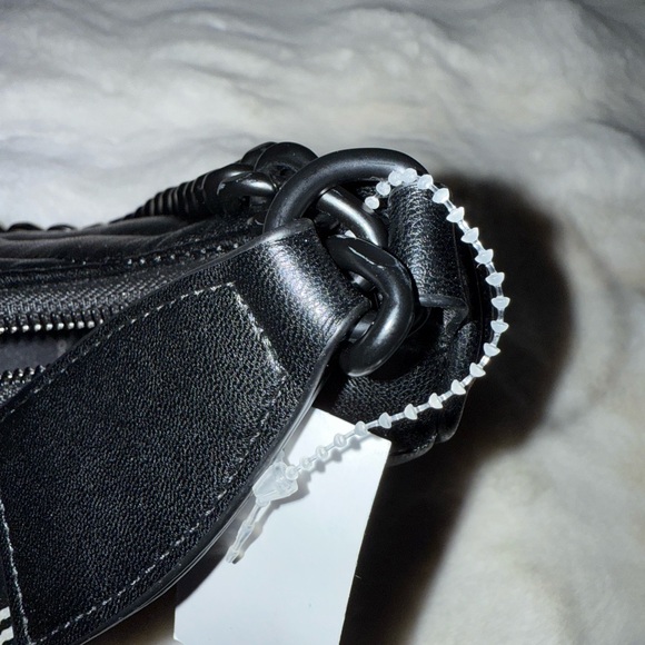 Aldo Black Croossbody Purse Shoulder New Quilted Zipped Viral Handbag - Picture 15 of 16